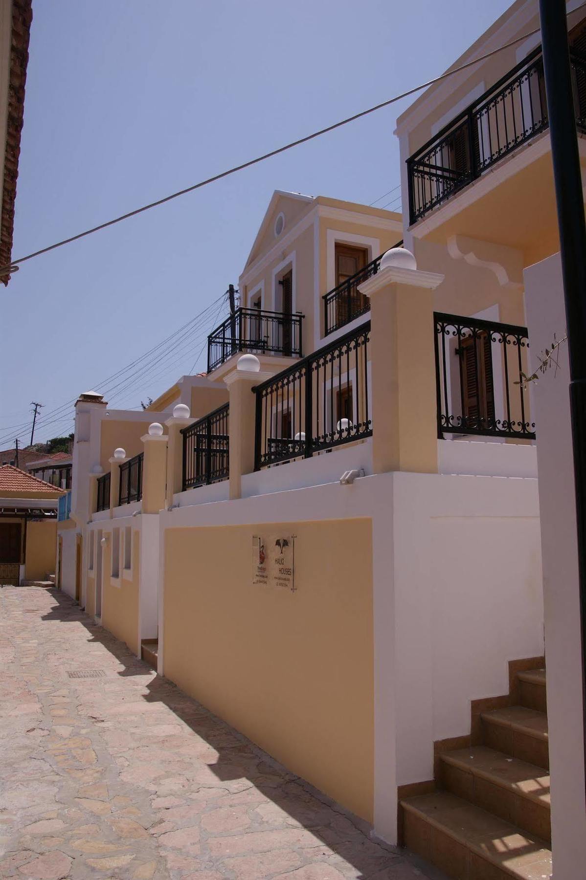 ホテル Halki Sea House エクステリア 写真