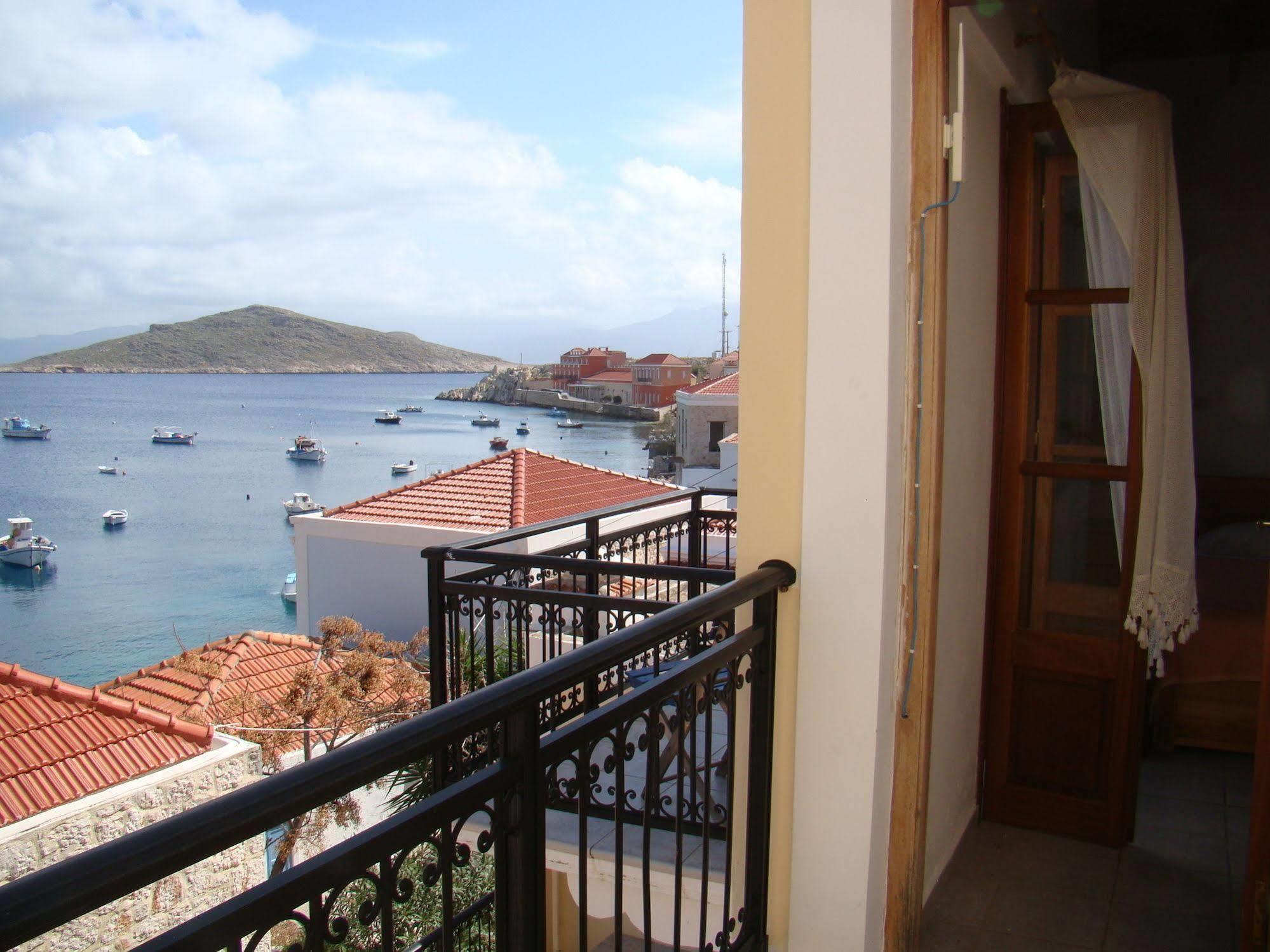 ホテル Halki Sea House エクステリア 写真